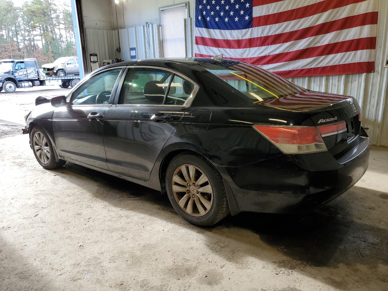 Image 2 of 2012 HONDA ACCORD EX 2012 with VIN 1HGCP2F70CA094650