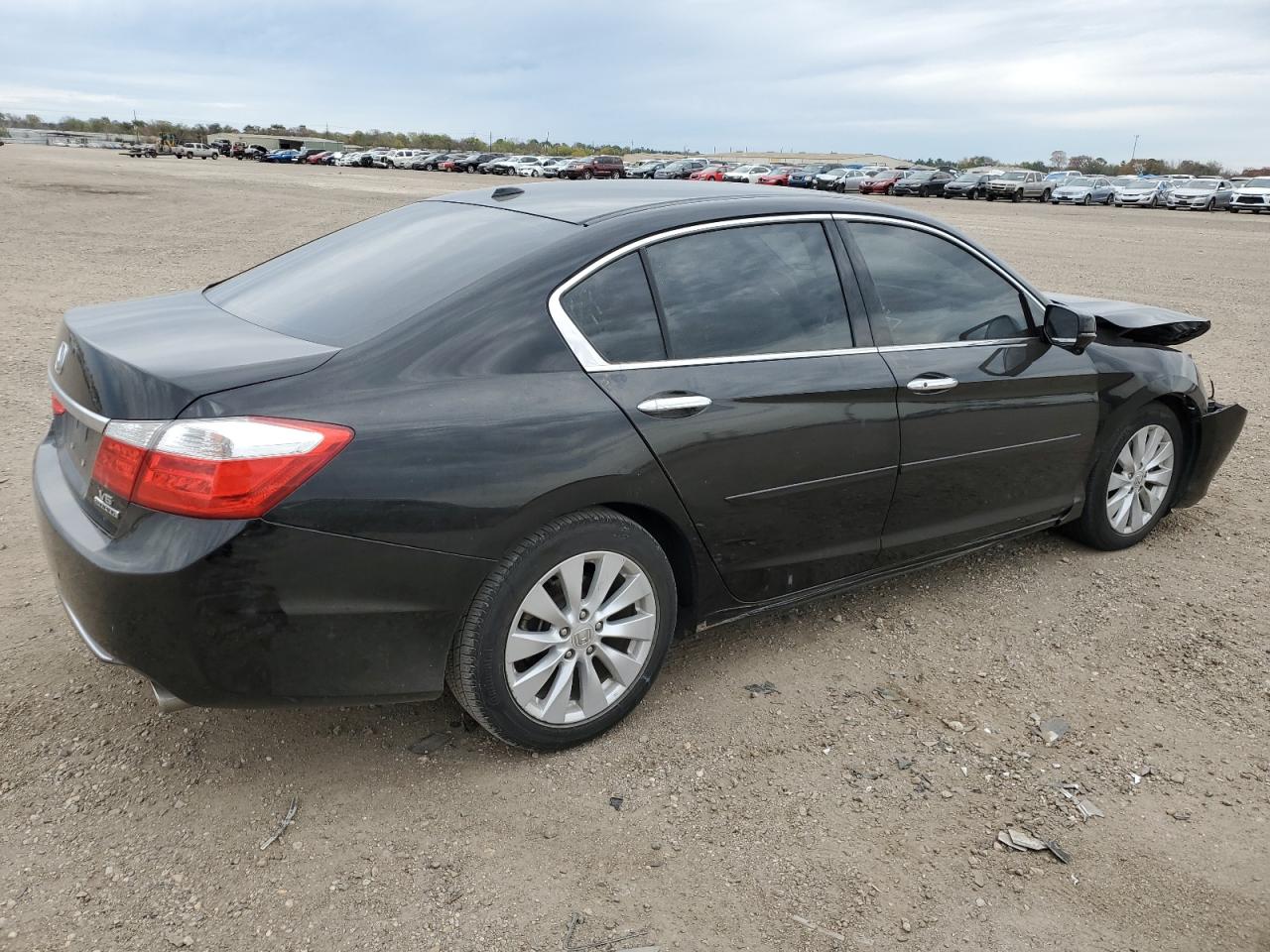 Obraz 3 z 2014 HONDA ACCORD TOURING 2014 z VIN 1HGCR3F91EA029049