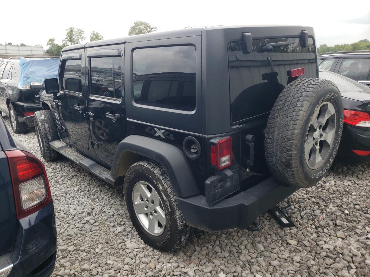 Obraz 2 z 2017 JEEP WRANGLER UNLIMITED SPORT 2017 z VIN 1C4BJWDG2HL561648