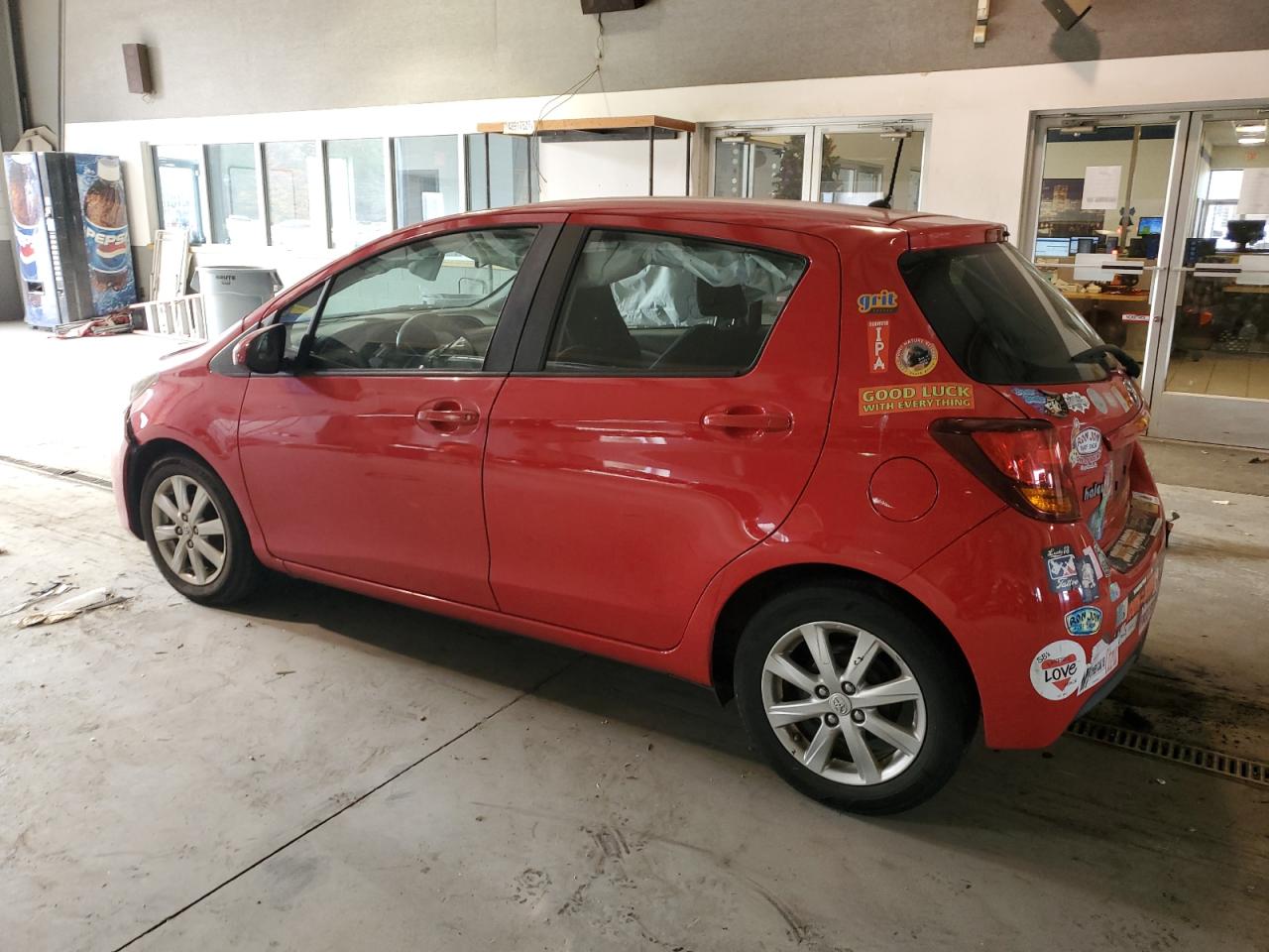 Image 2 of 2016 TOYOTA YARIS L 2016 with VIN VNKKTUD32GA066430