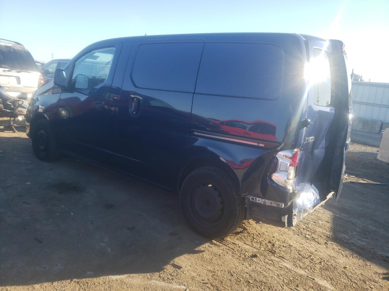 Изображение 2 2013 NISSAN NV200 2.5S 2013 с VIN 3N6CM0KN4DK695850