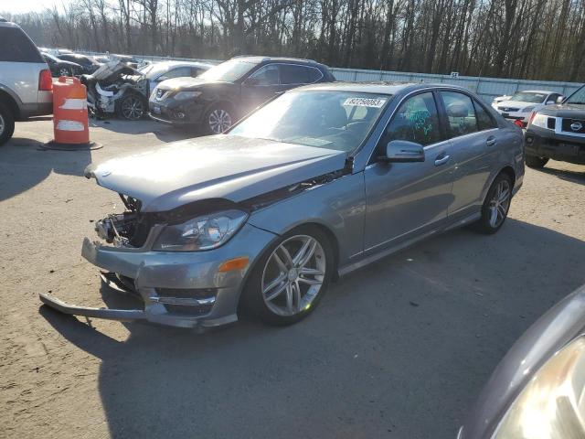 Obraz 1 z 2014 MERCEDES-BENZ C 250 2014 z VIN WDDGF4HB0ER304691