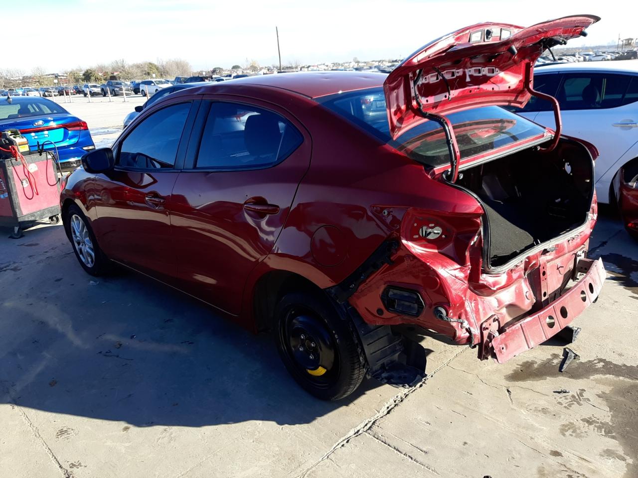 Image 2 of 2017 TOYOTA YARIS IA  2017 with VIN 3MYDLBYVXHY178652