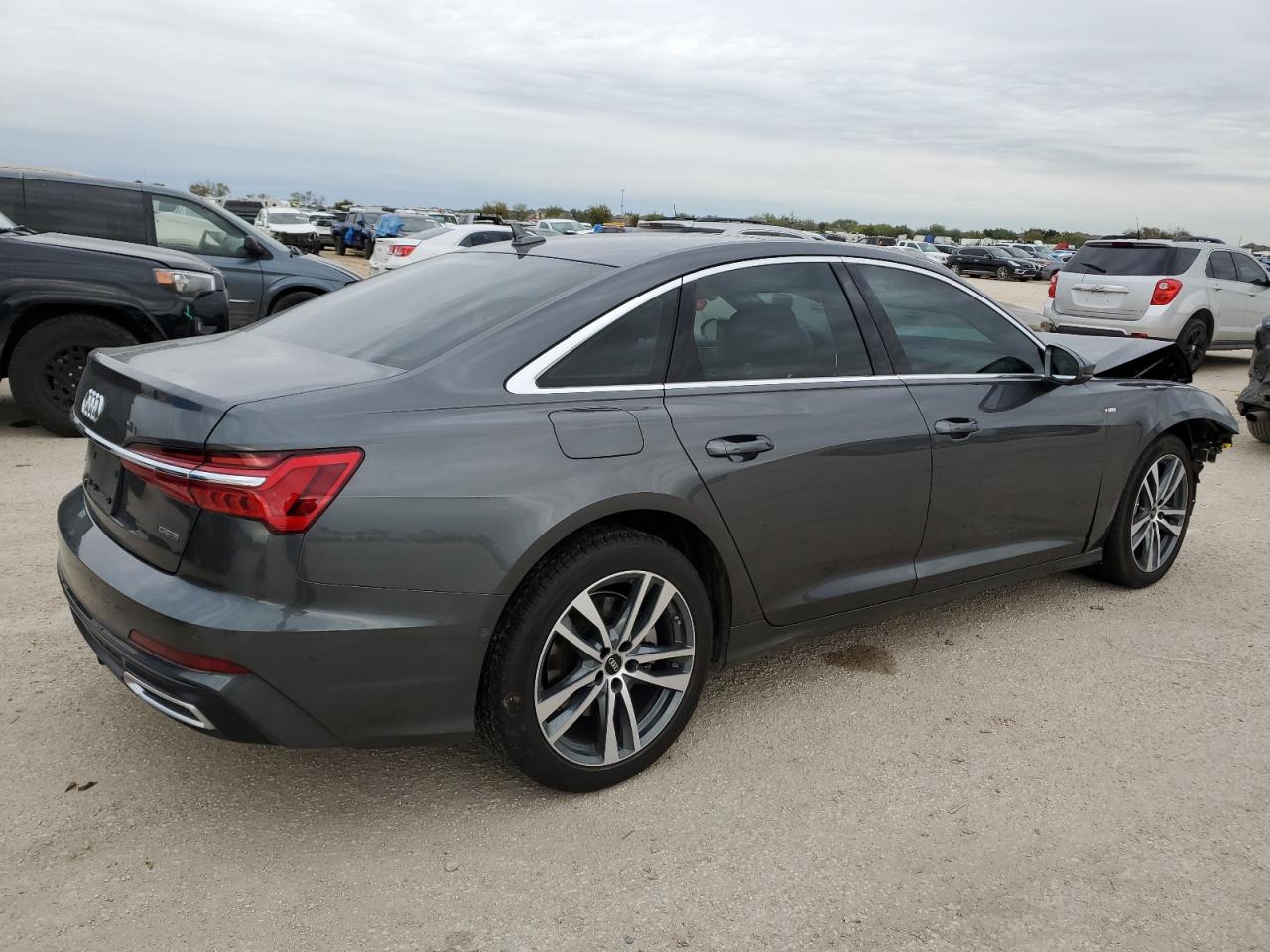 Изображение 3 2022 AUDI A6 PREMIUM 2022 с VIN WAUK2BF20NN063226