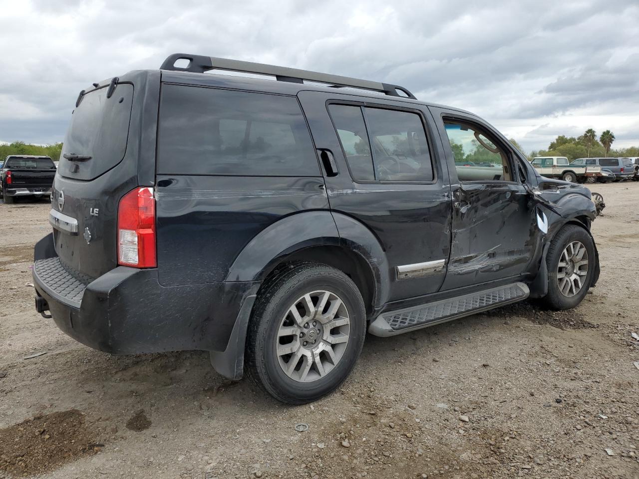 Изображение 3 2010 NISSAN PATHFINDER S 2010 с VIN 5N1AR1NN1AC616676