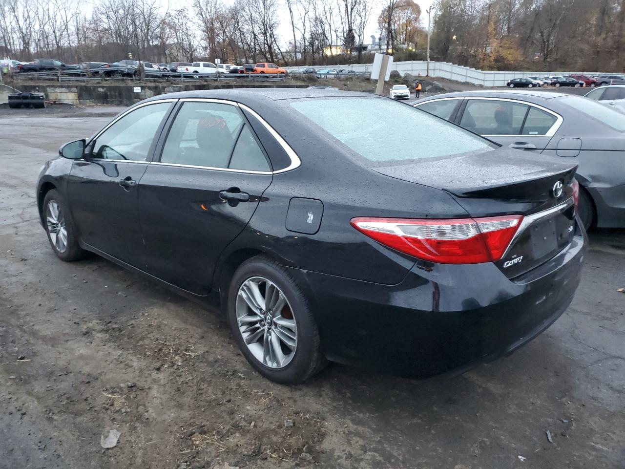 Image 2 of 2016 TOYOTA CAMRY LE 2016 with VIN 4T1BF1FK4GU222805