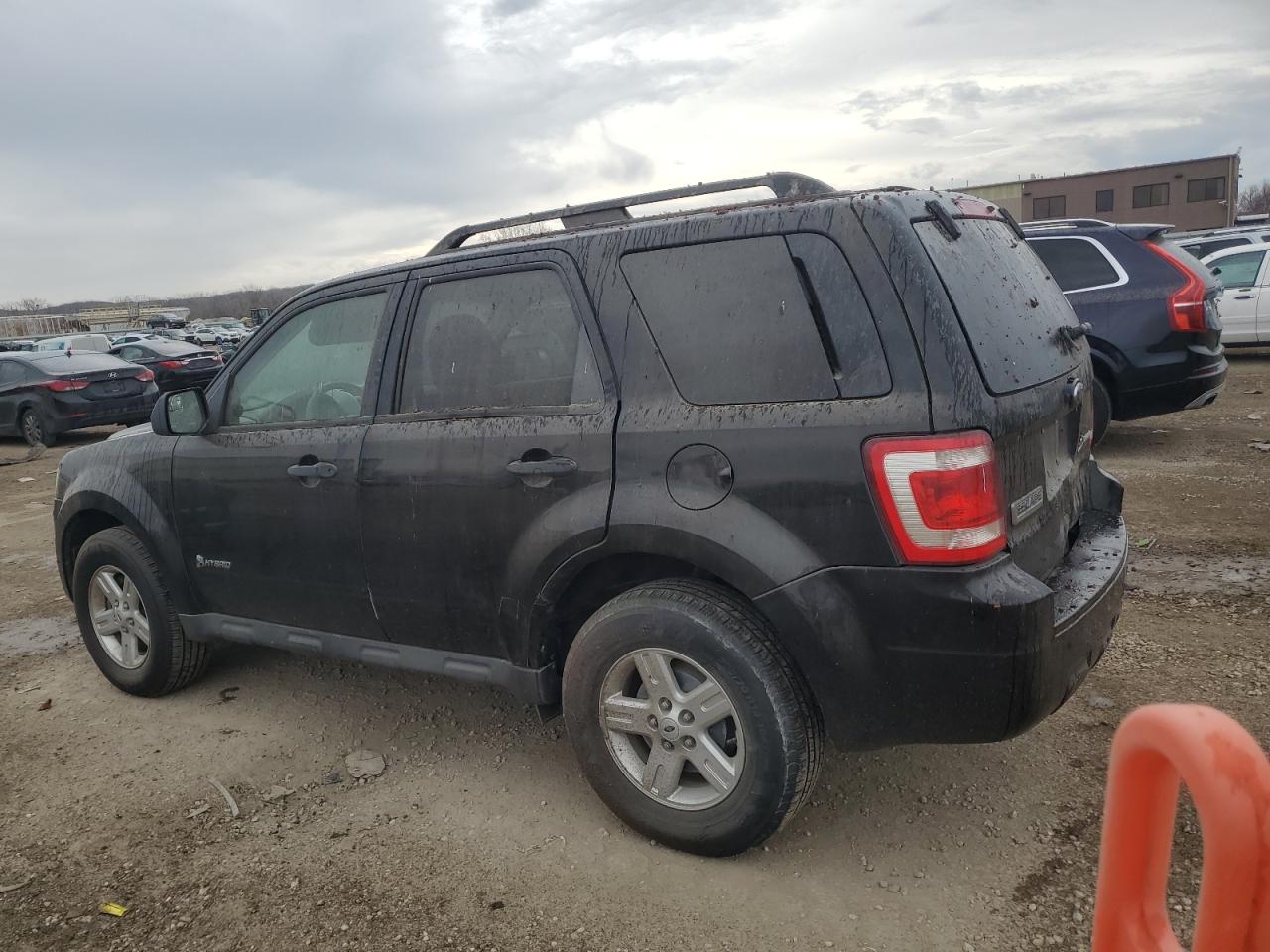 Image 2 of 2009 FORD ESCAPE HYBRID 2009 with VIN 1FMCU59339KA48892