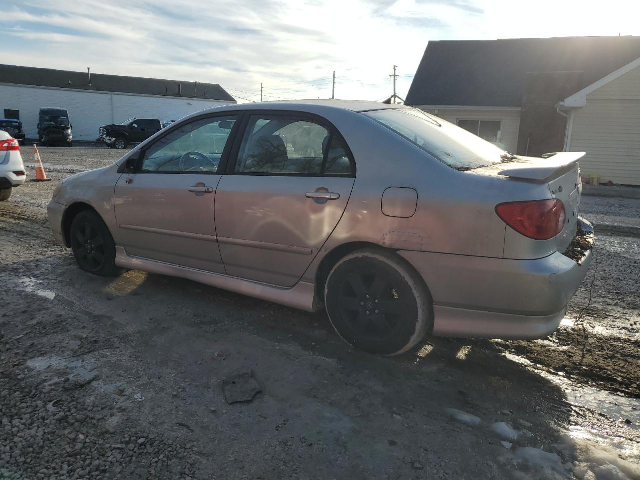 Image 2 of 2003 TOYOTA COROLLA CE 2003 with VIN 1NXBR32E63Z071625