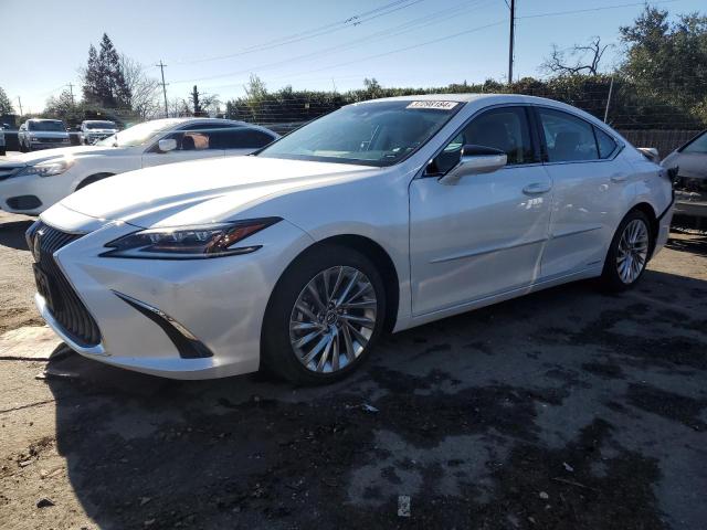 2020 LEXUS ES 300H LUXURY 2020 image