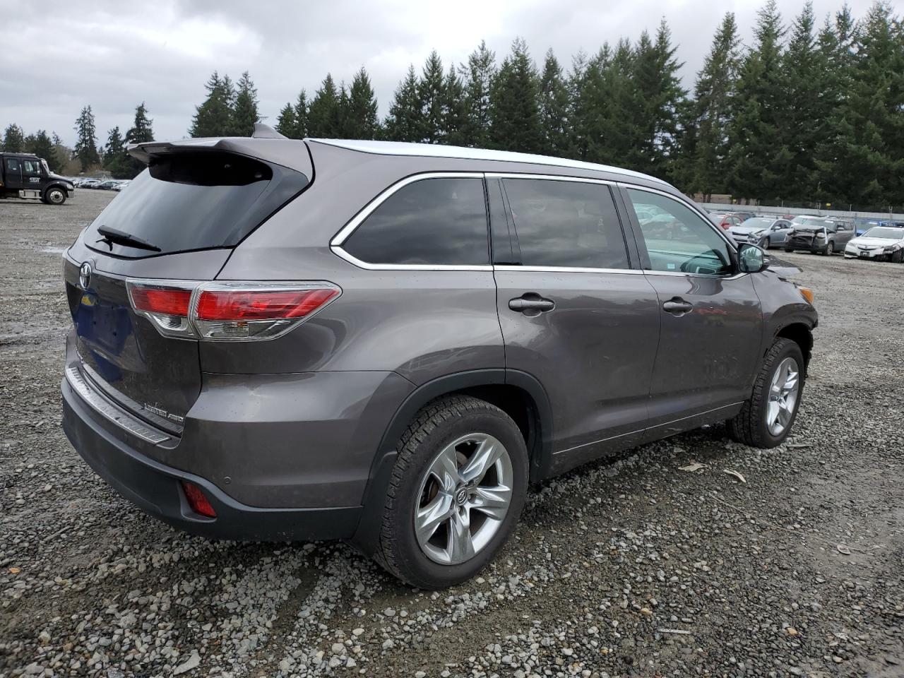 Изображение 3 2016 TOYOTA HIGHLANDER LIMITED 2016 с VIN 5TDDKRFH7GS254504