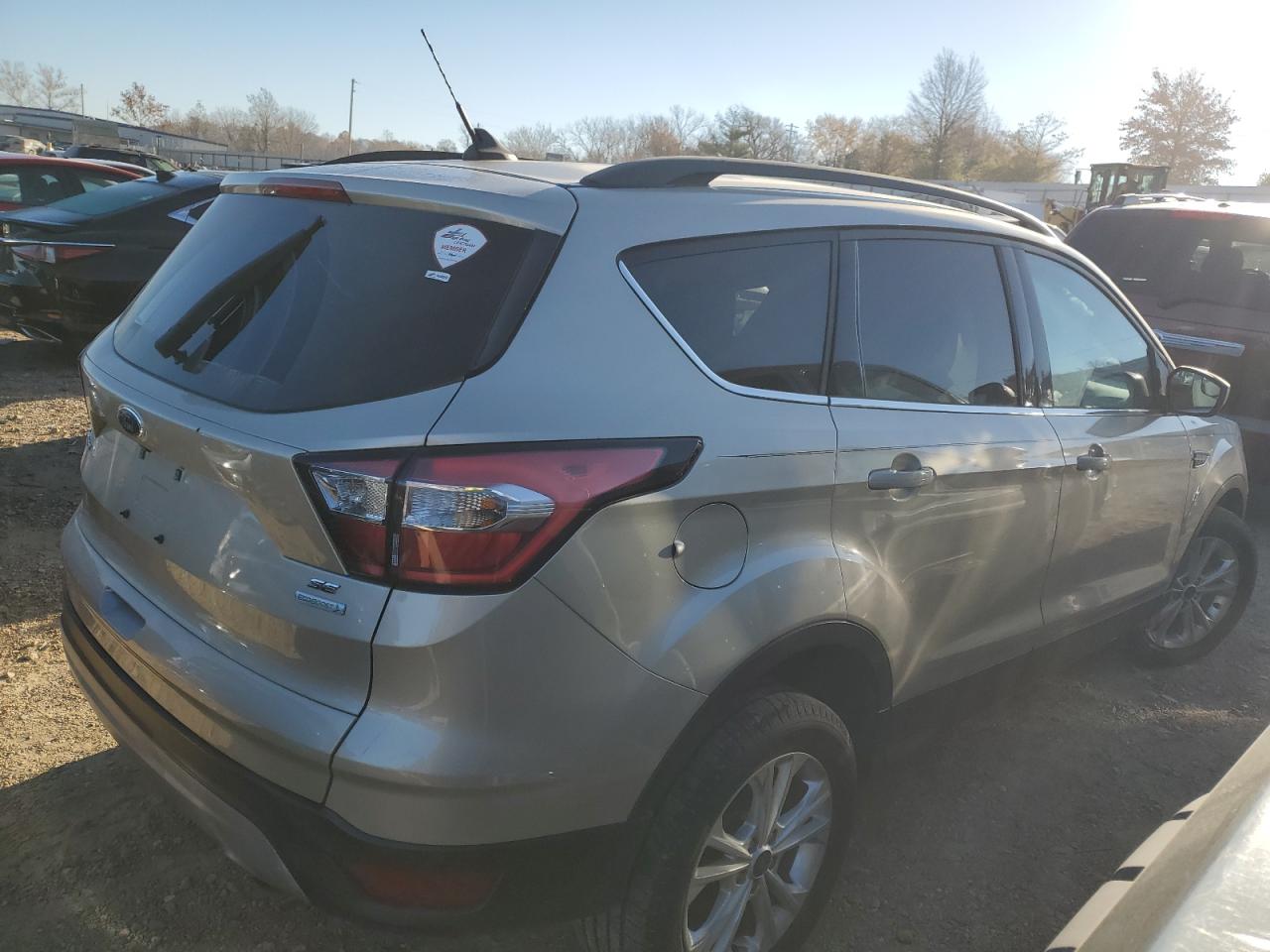 Image 3 of 2018 FORD ESCAPE SE 2018 with VIN 1FMCU0GD8JUD59127