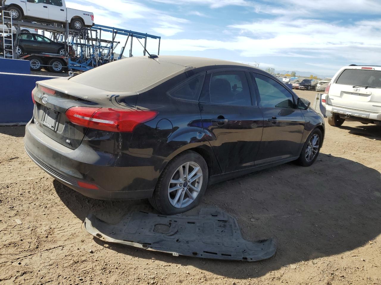 Obraz 3 z 2017 FORD FOCUS SE 2017 z VIN 1FADP3F20HL245016