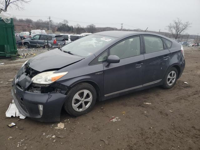 Image 1 of 2013 TOYOTA PRIUS  2013 with VIN JTDKN3DU3D5639605
