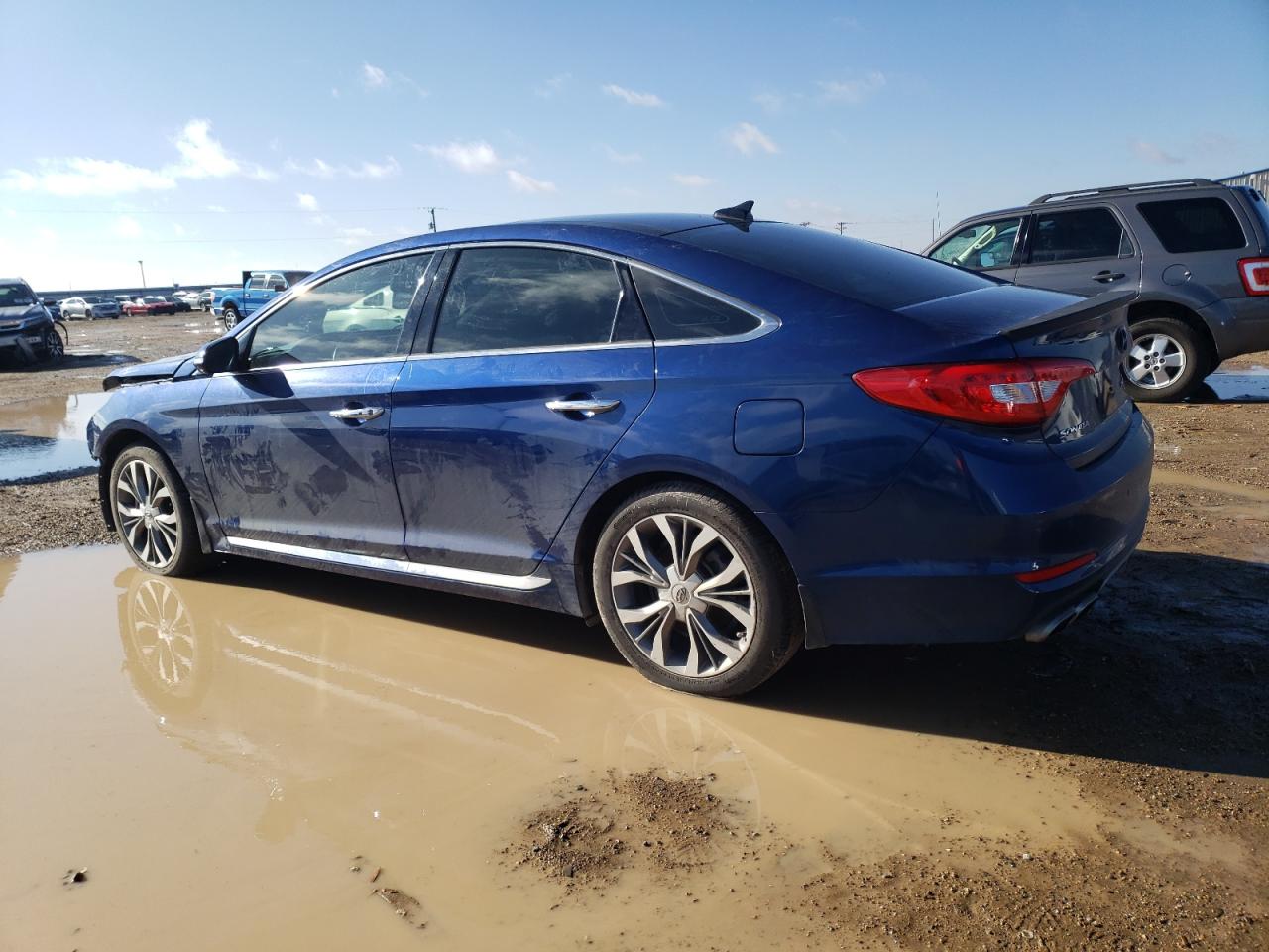 Image 2 of 2015 HYUNDAI SONATA SPORT 2015 with VIN 5NPE34AB9FH134991