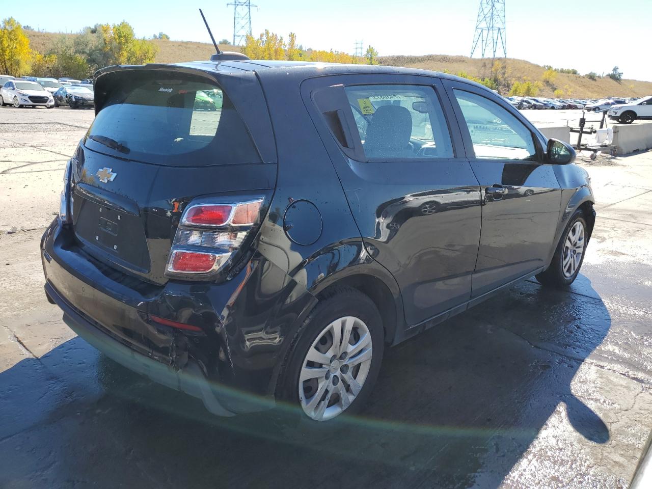 Image 3 of Chevrolet Sonic 2020 with VIN 1G1JG6SB0L4130061