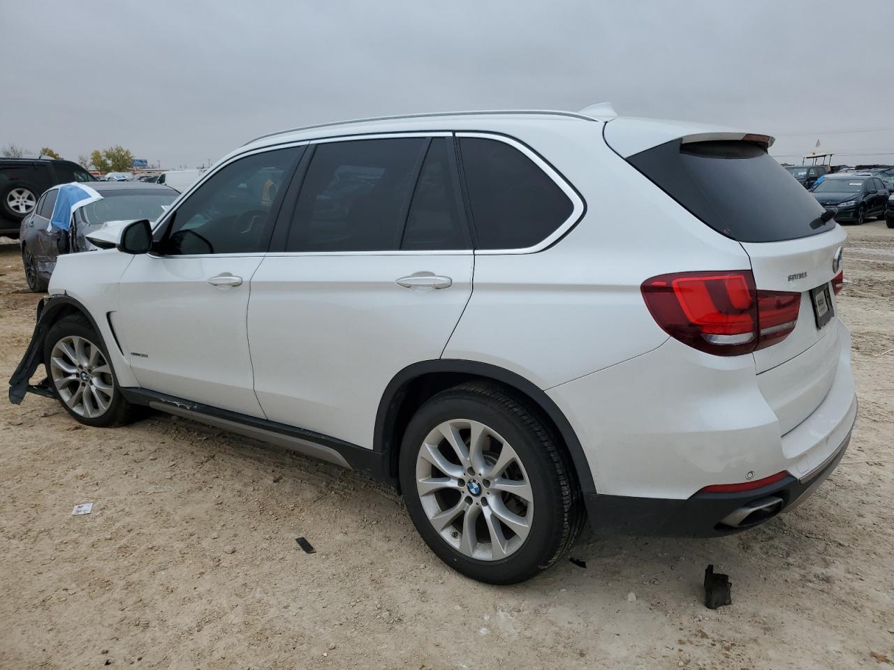 Изображение 2 2018 BMW X5 SDRIVE35I 2018 с VIN 5UXKR2C54J0Z20781