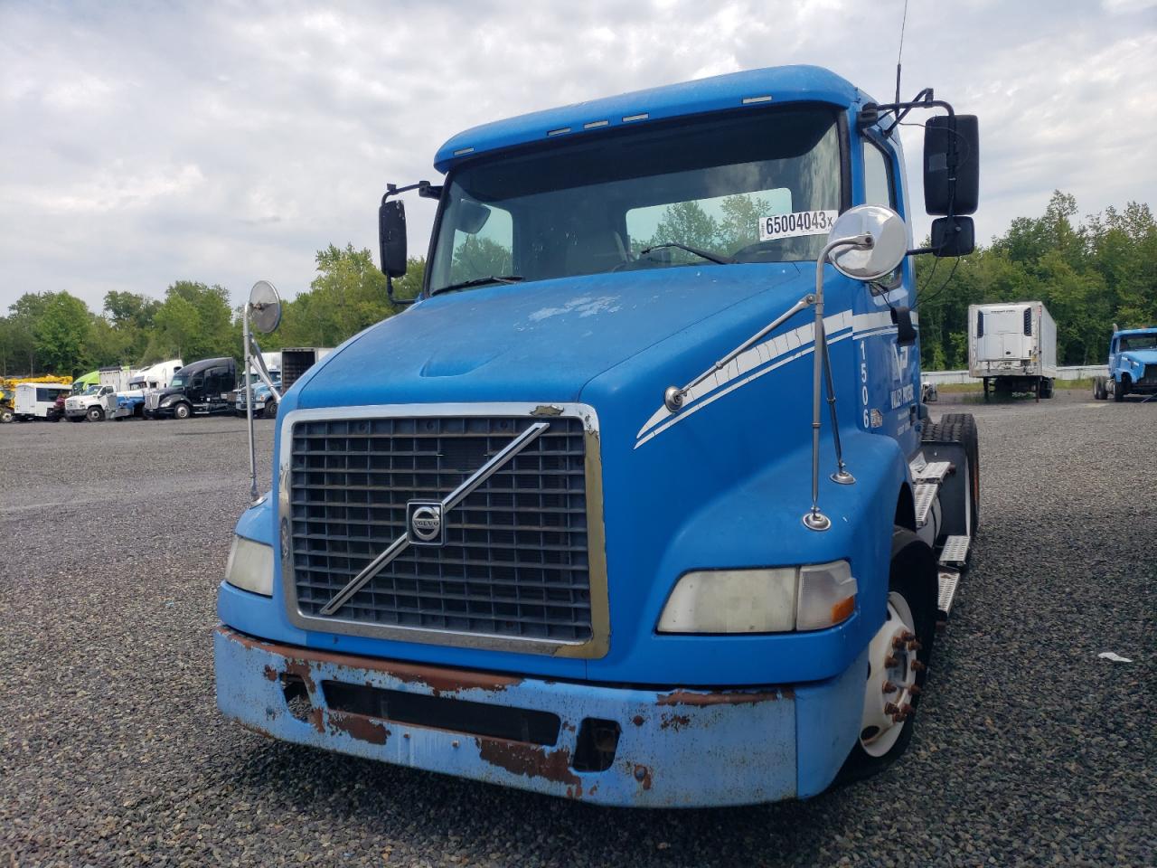 Изображение 2 2008 VOLVO VN VNM 2008 с VIN 4V4MC9EG18N498733