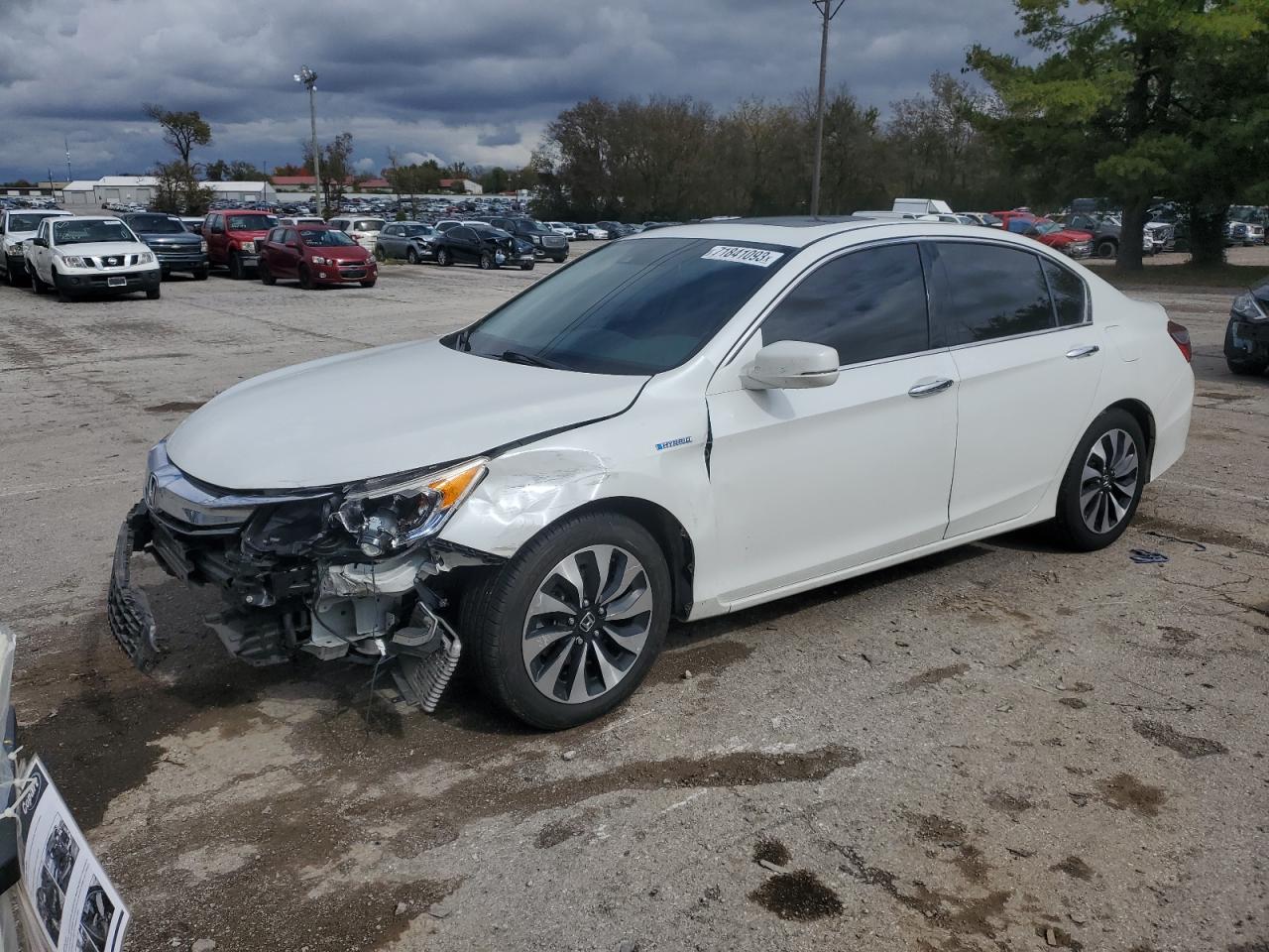 Obraz 1 z 2017 HONDA ACCORD HYBRID EXL 2017 z VIN JHMCR6F5XHC027000