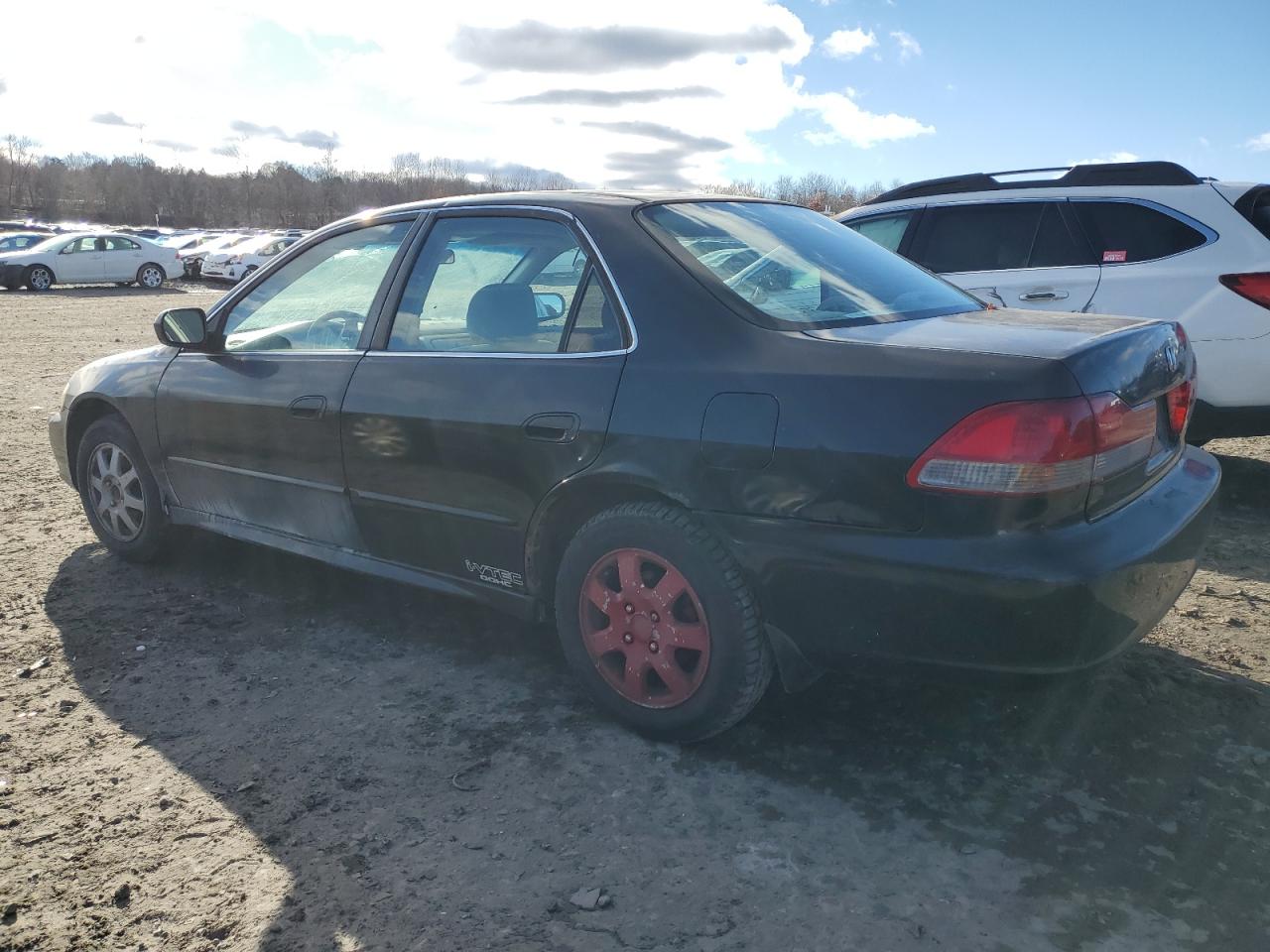 Изображение 2 2002 HONDA ACCORD EX 2002 с VIN 1HGCG66882A074175