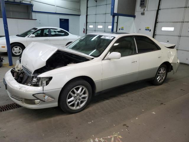 2000 LEXUS ES 300 2000 image