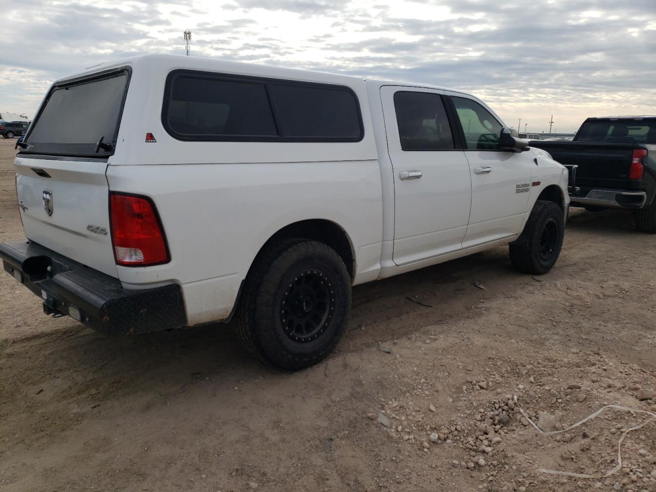 Image 3 of 2015 RAM 1500 SLT 2015 with VIN 1C6RR7LM6FS688420