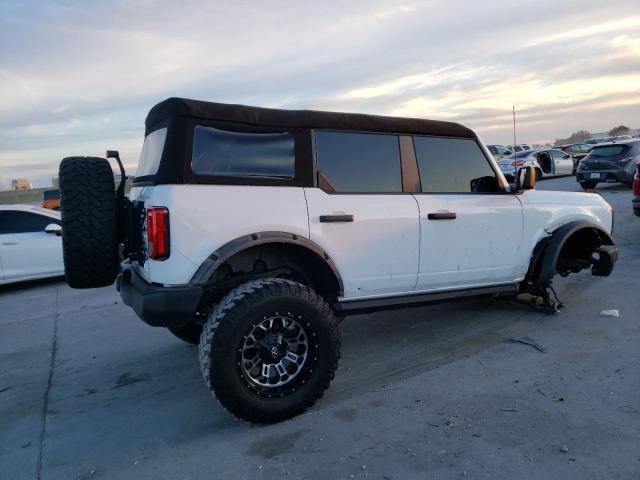 Obraz 3 z 2023 FORD BRONCO BASE 2023 z VIN 1FMEE5BP8PLB17943