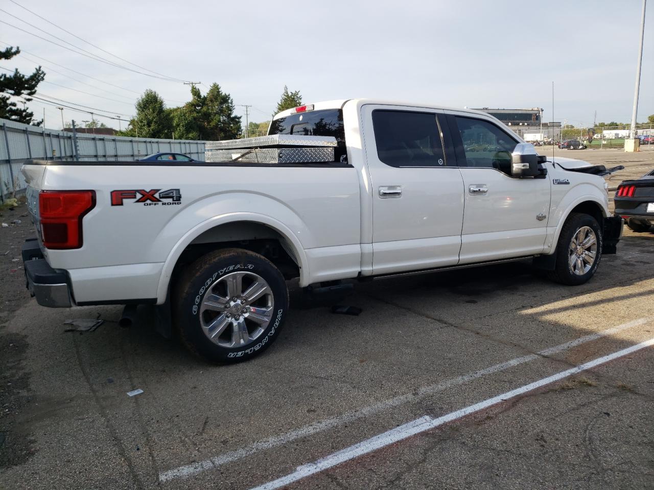 Изображение 3 2019 FORD F150 SUPERCREW 2019 с VIN 1FTFW1E43KFC05337