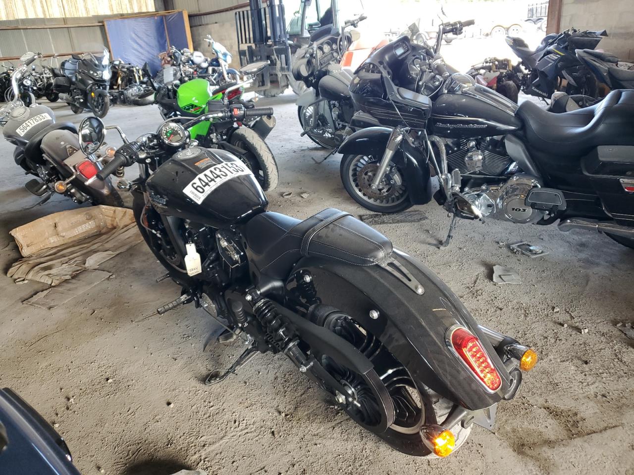 Изображение 3 2023 INDIAN MOTORCYCLE CO. SCOUT  2023 с VIN 56KMSB004P3191206