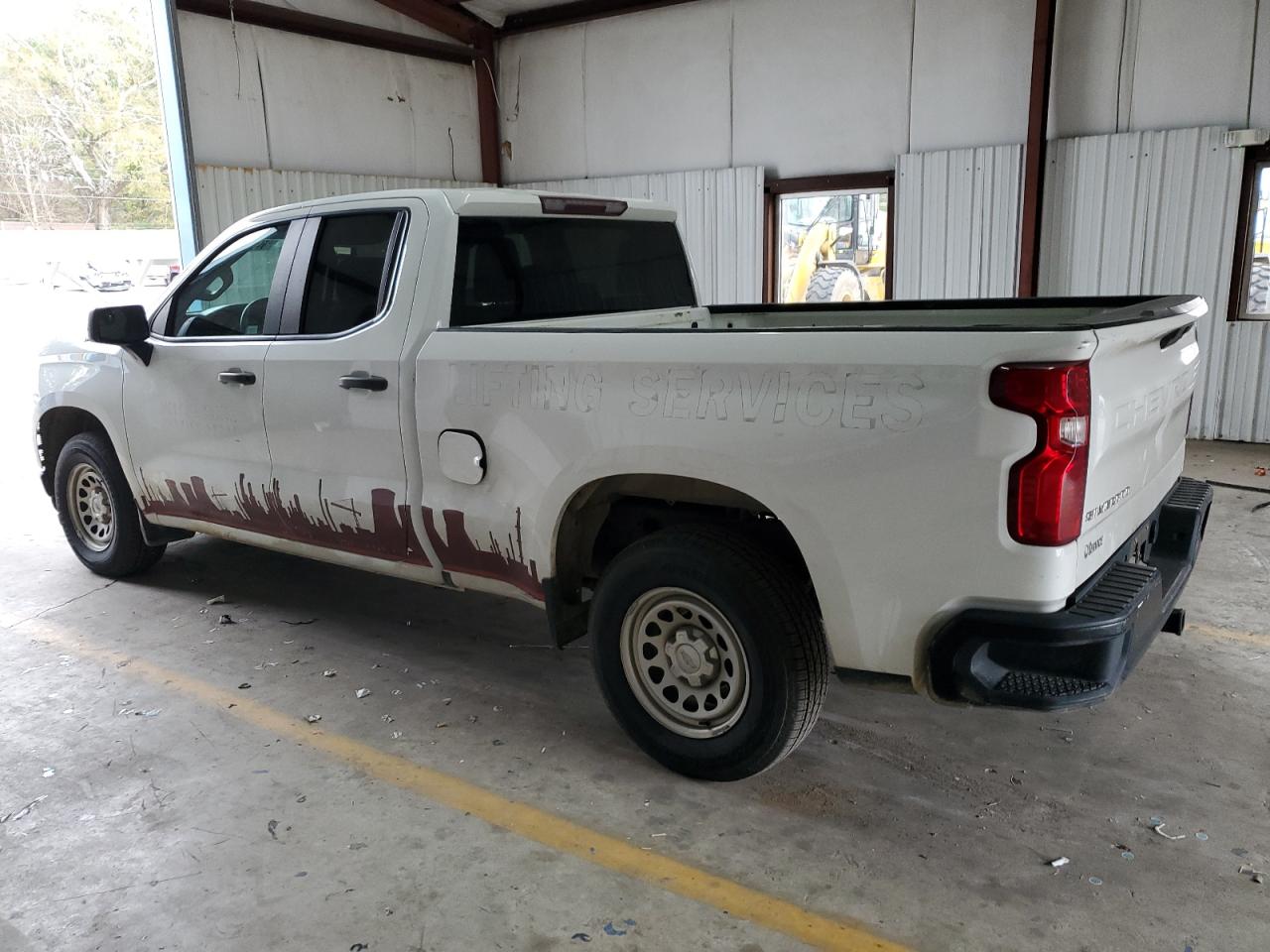 Image 2 of 2019 CHEVROLET SILVERADO C1500 2019 with VIN 1GCRWAEF5KZ418030
