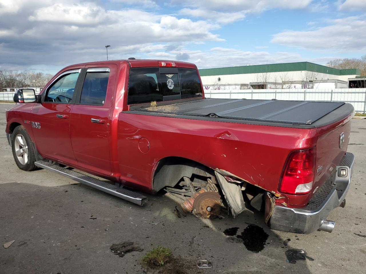 Image 2 of 2015 RAM 1500 SLT 2015 with VIN 1C6RR7GM8FS579645