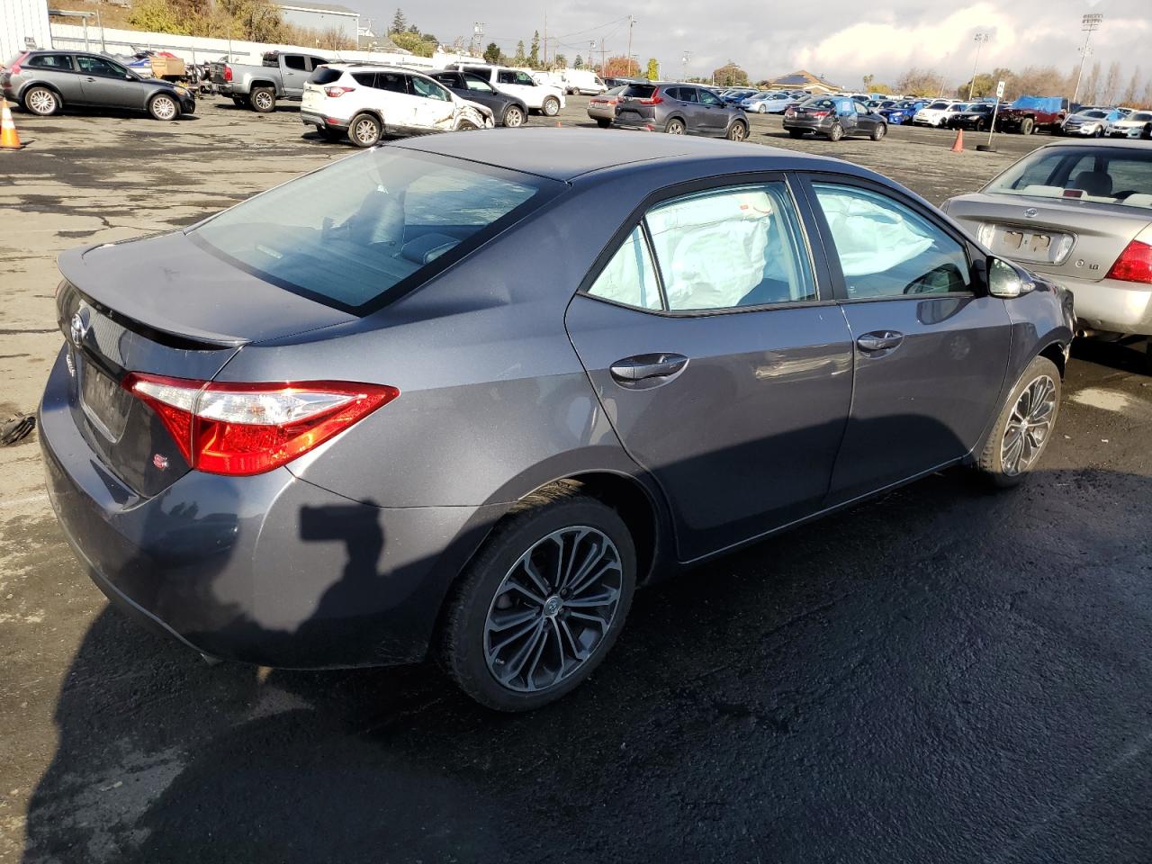 Изображение 3 2016 TOYOTA COROLLA L 2016 с VIN 5YFBURHE9GP463059