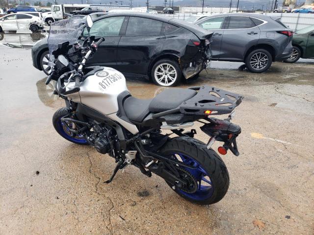 Изображение 3 2022 YAMAHA MTT09 GT 2022 с VIN JYARN74Y8NA000603