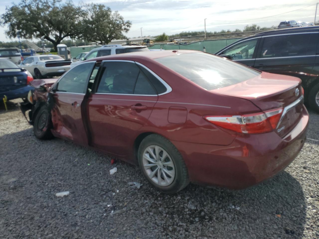 Изображение 2 2016 TOYOTA CAMRY LE 2016 с VIN 4T1BF1FK1GU605830