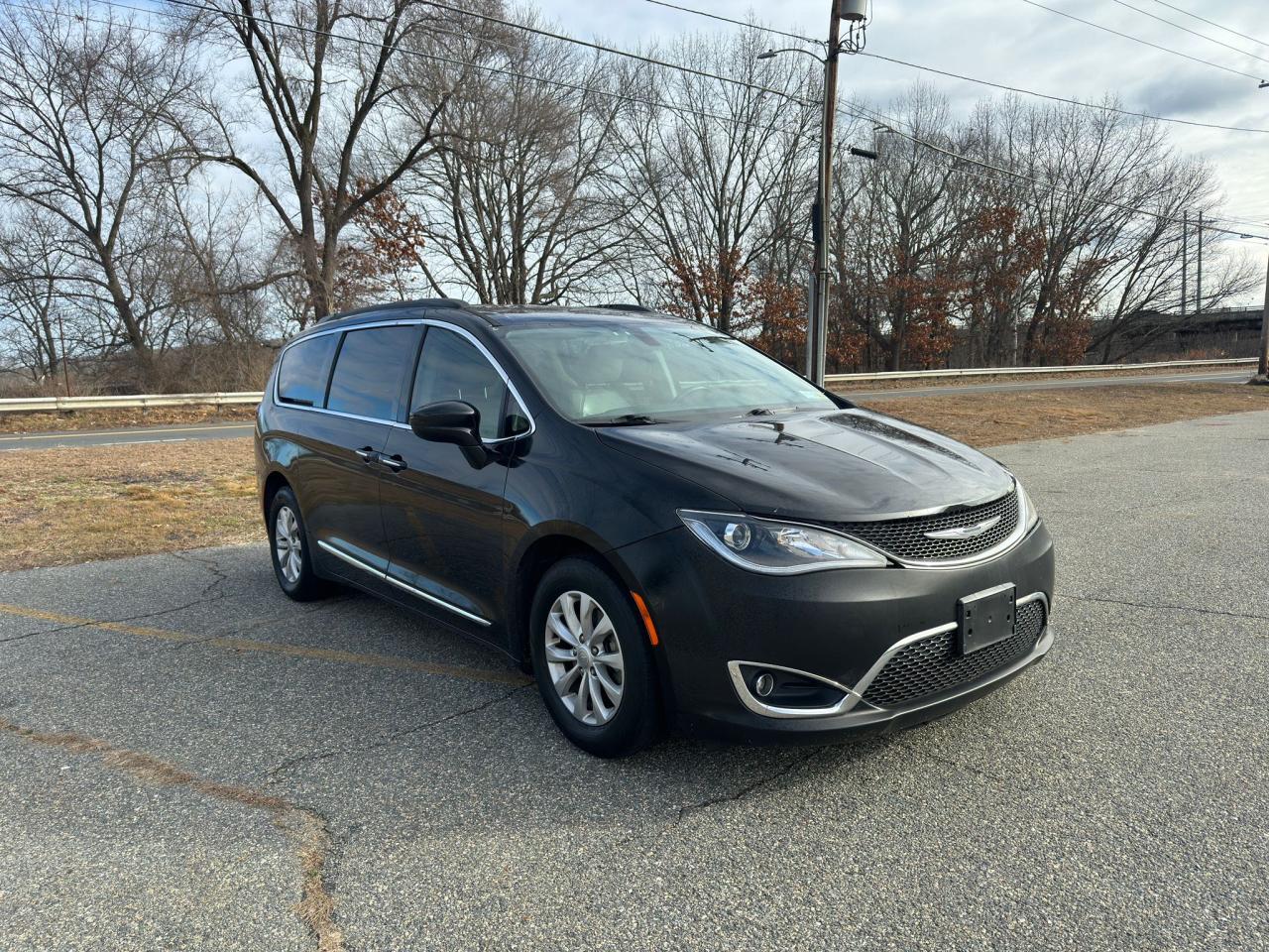 2017 CHRYSLER PACIFICA TOURING L 2017 image