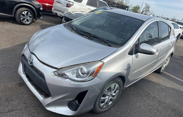 Image 2 of 2015 TOYOTA PRIUS C 2015 with VIN JTDKDTB36F1580895
