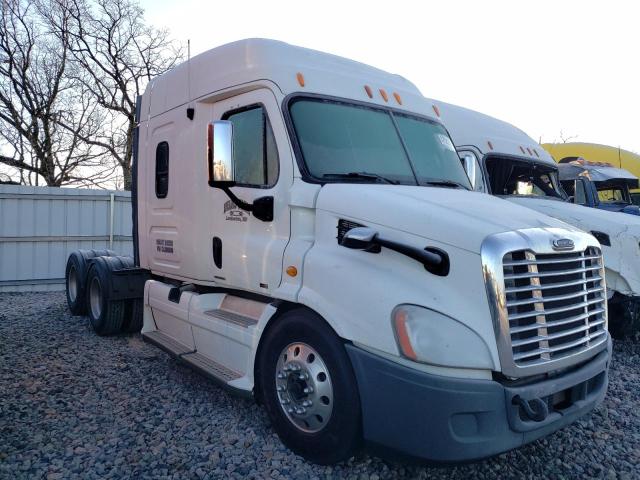 2012 FREIGHTLINER CASCADIA 113  2012 image