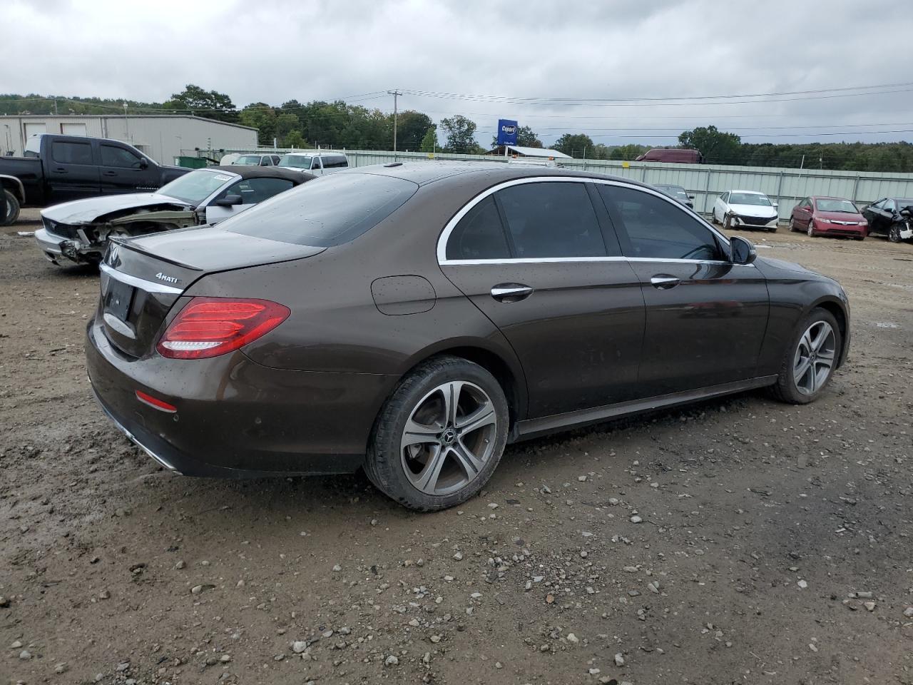 Изображение 3 2017 MERCEDES-BENZ E 300 4MATIC 2017 с VIN WDDZF4KB0HA231424