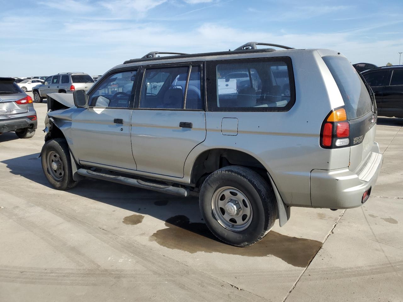 Image 2 of 2001 MITSUBISHI MONTERO SPORT ES 2001 with VIN JA4LS21H71P061727
