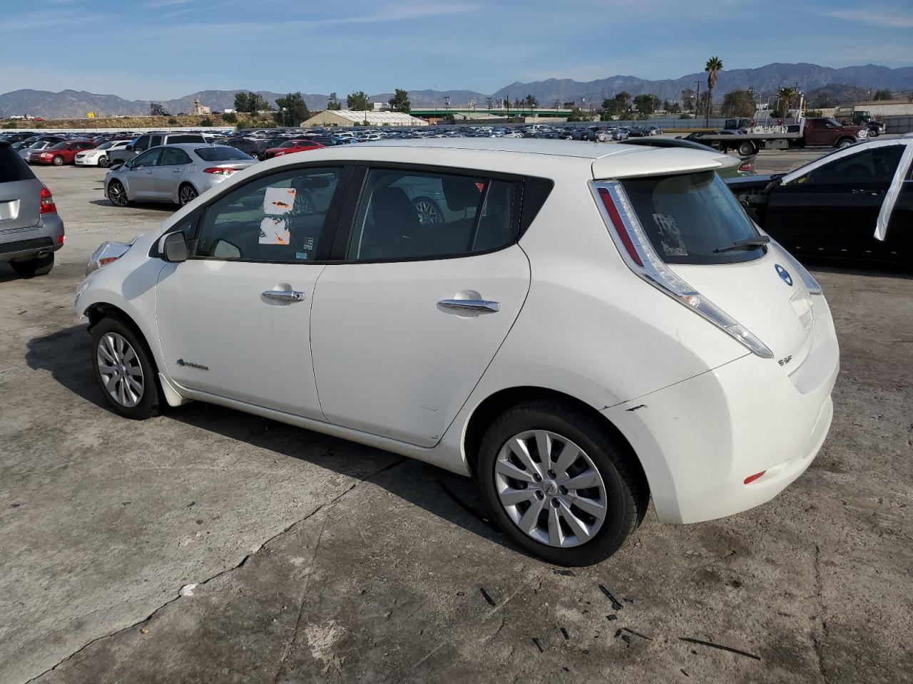 Image 2 of 2015 NISSAN LEAF S 2015 with VIN 1N4AZ0CP3FC303113
