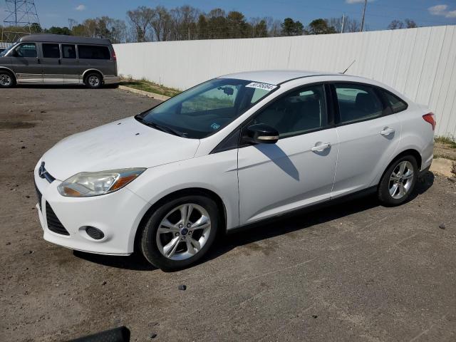 Image 1 of 2014 FORD FOCUS SE 2014 with VIN 1FADP3F2XEL231443
