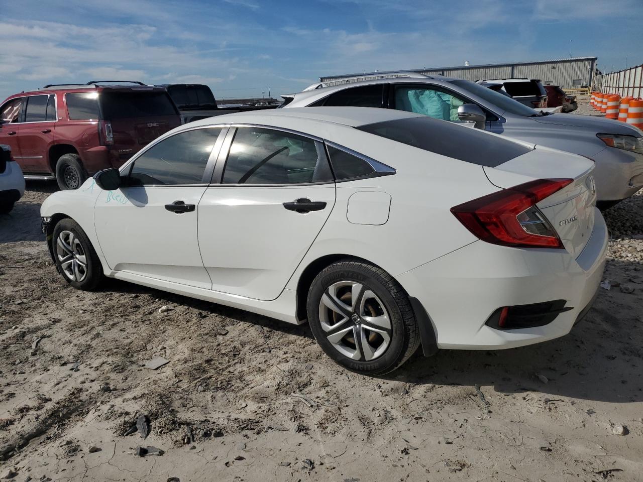 Obraz 2 z 2018 HONDA CIVIC LX 2018 z VIN 19XFC2F59JE042739