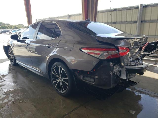 Image 2 of 2020 TOYOTA CAMRY SE 2020 with VIN 4T1G11AK1LU913358