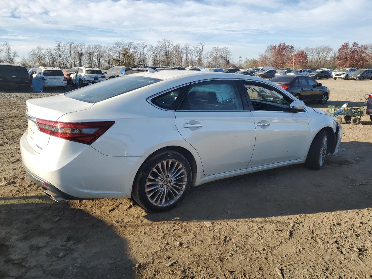 Obraz 3 z 2016 TOYOTA AVALON XLE 2016 z VIN 4T1BK1EB5GU210188