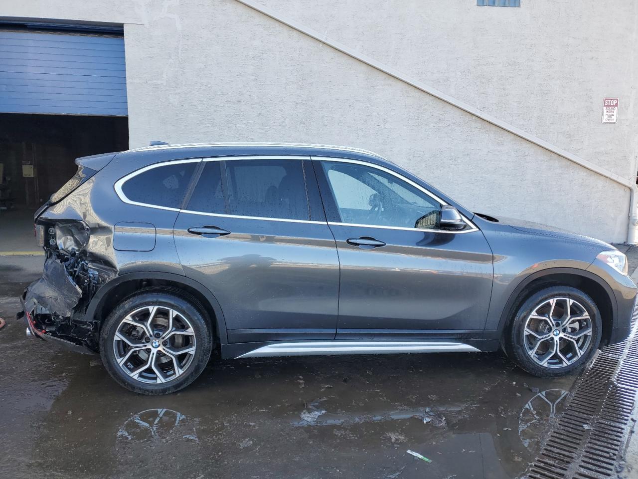 Image 3 of 2022 BMW X1 XDRIVE28I 2022 with VIN WBXJG9C08N5V44355