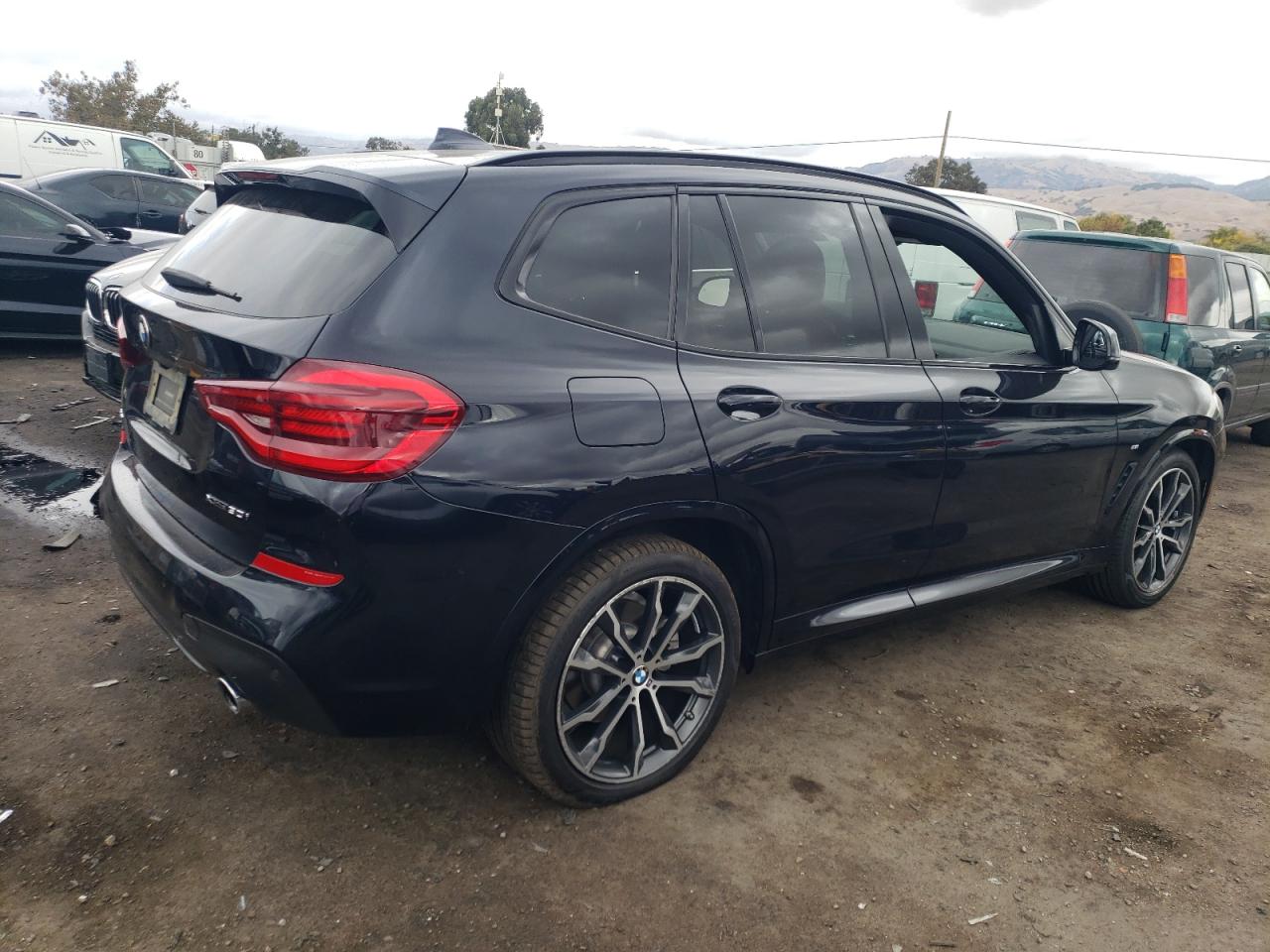 Obraz 3 z 2019 BMW X3 XDRIVE30I 2019 z VIN 5UXTR9C56KLD97263