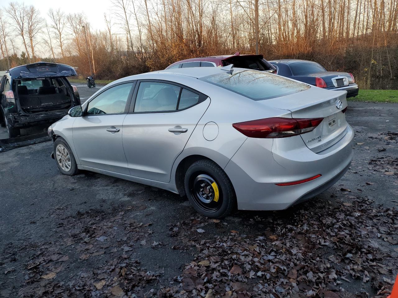 Изображение 2 2017 HYUNDAI ELANTRA SE 2017 с VIN 5NPD74LF7HH205270