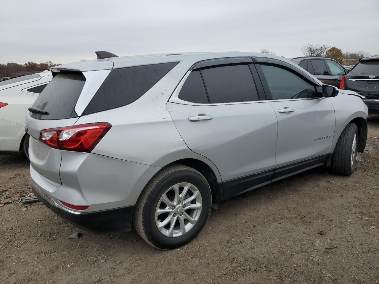Изображение 3 2018 CHEVROLET EQUINOX LT 2018 с VIN 2GNAXSEV0J6135057