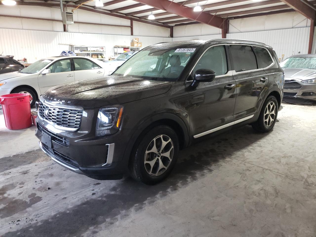 Image 1 of 2021 KIA TELLURIDE EX 2021 with VIN 5XYP3DHC4MG164217