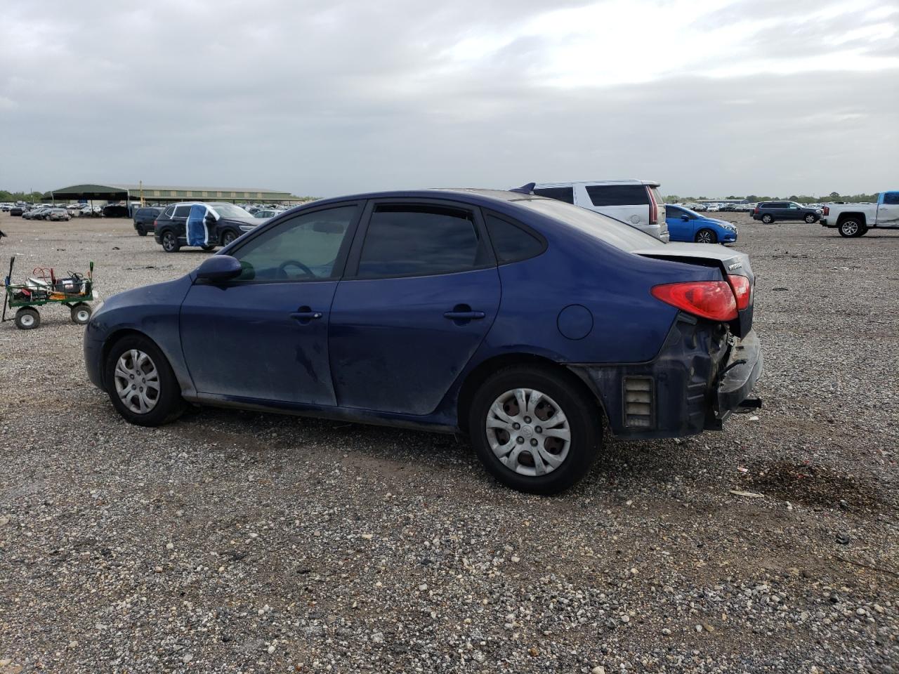 Image 2 of 2010 HYUNDAI ELANTRA BLUE 2010 with VIN KMHDU4AD1AU063208