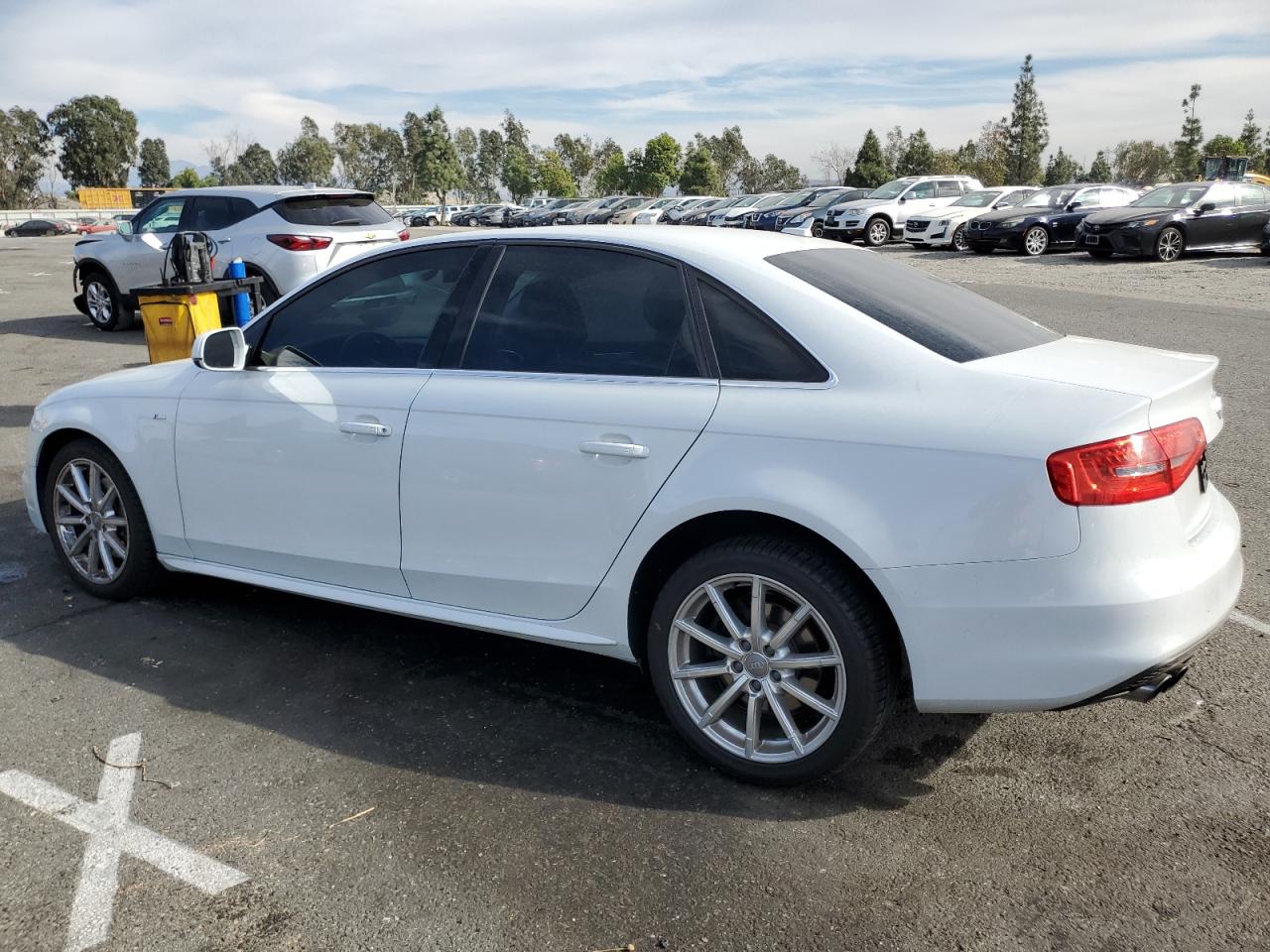 Obraz 2 z 2016 AUDI A4 PREMIUM S-LINE 2016 z VIN WAUAFAFL2GN004796